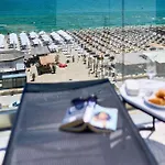 Stefinity In Infinity - Parking * Mamaia