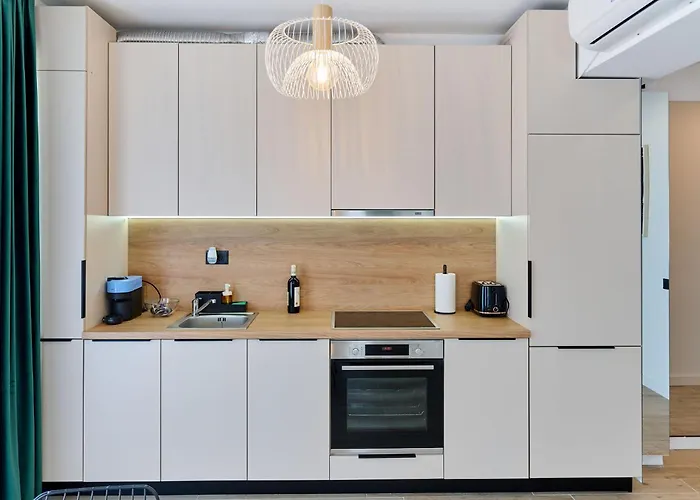 Stefinity In Infinity - Parking * Mamaia