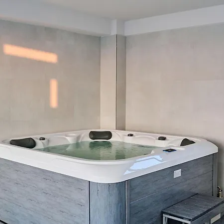 Stefinity In Infinity - Parking Appartement Mamaia